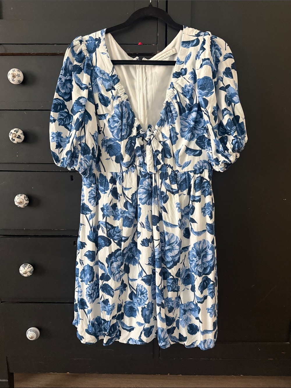 Abercrombie Blue Floral V-Neck Puff Sleeve Mini Dress - Picture 2 of 5